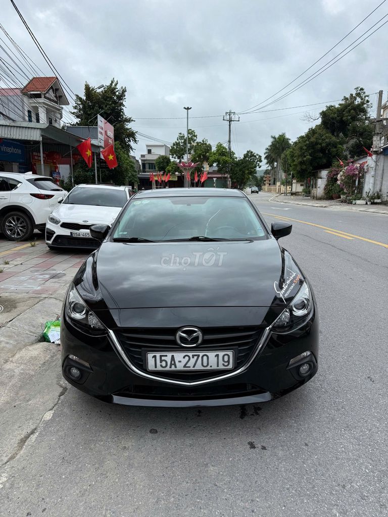 Mazda 3 1.5 AT 2016