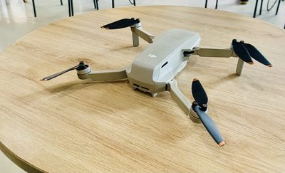 Flycam DJI mini 2 cho anh em cần luyện tay. Mua bán Máy ảnh, Máy quay tại Thành phố Thủ Đức Tp Hồ Chí Minh được đăng bởi nguyen thin