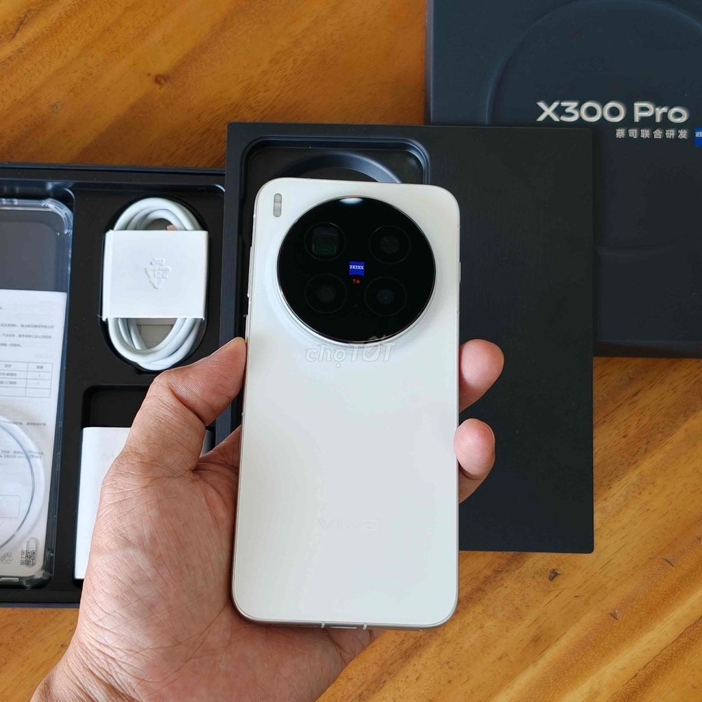 Vivo X300 Pro 256GB Xanh Fullbox. Mua bán Điện thoại tại Thành phố Thủ Đức Tp Hồ Chí Minh được đăng bởi StoreUS hình 1