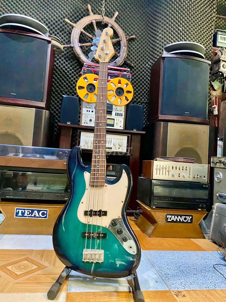 Thanh lý Guitar bass Ovia Nhật Sơn bóng piano. Mua bán Nhạc cụ tại Quận Bình Thuỷ Cần Thơ được đăng bởi Âm thanh xưa Cần Thơ hình 1
