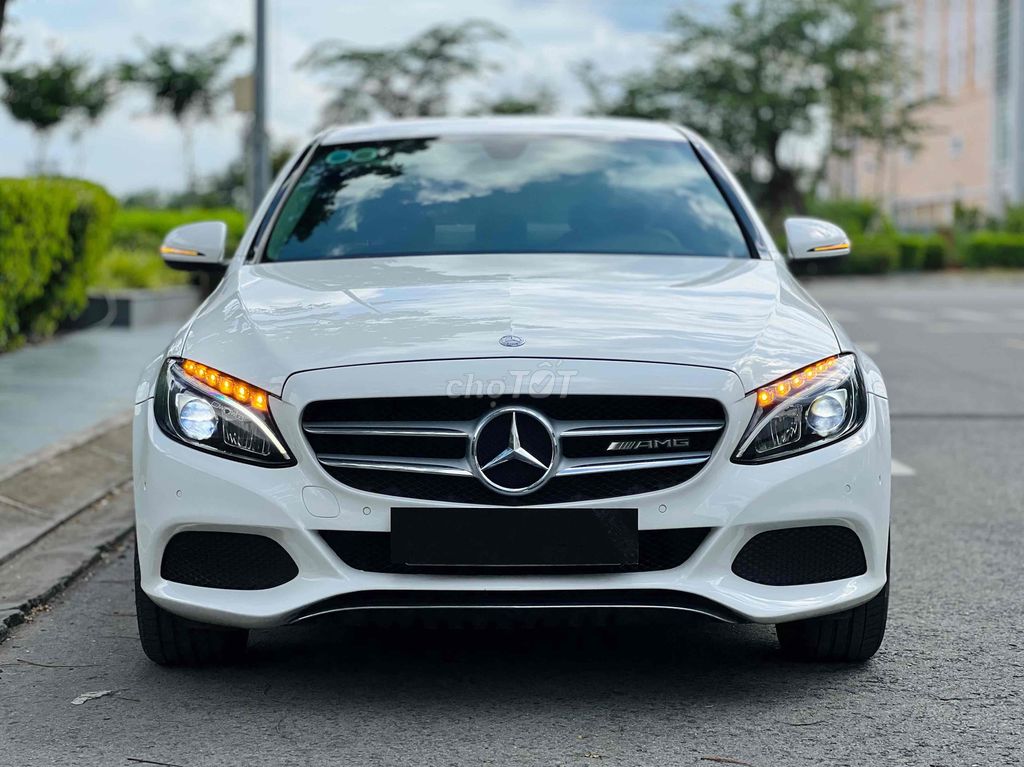 Mercedes Benz C200 2016 Hỗ Trợ Bank 65%. Mua bán Ô tô tại Quận Bình Tân Tp Hồ Chí Minh được đăng bởi Hoàng Thọ hình 2