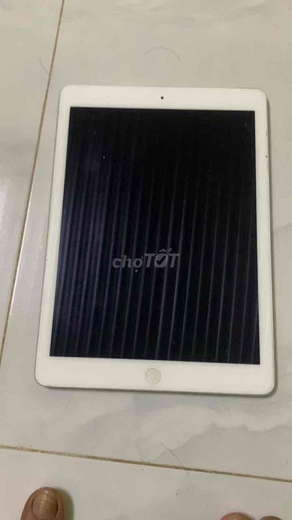 Máy tính bảng Apple iPad Bạc Đã sử dụng. Mua bán Máy tính bảng tại Thành phố Biên Hòa Đồng Nai được đăng bởi Thanh hình 1