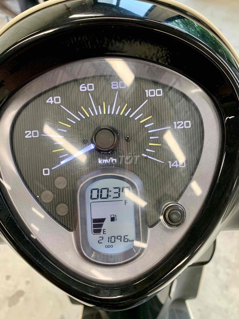 Yamaha Janus 125 2020 trắng sữa siêu đẹp chính chủ. Mua bán Xe máy tại Thành phố Thủ Đức Tp Hồ Chí Minh được đăng bởi Khương Phan hình 8