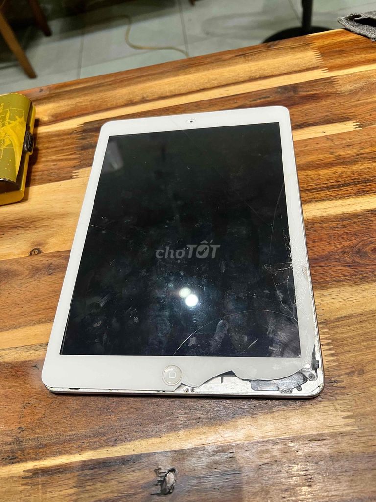 Apple iPad Air 1 64GB Trắng. Mua bán Máy tính bảng tại Huyện Trảng Bàng Tây Ninh được đăng bởi DỌN NHÀ ĐỠ CHẬT hình 1