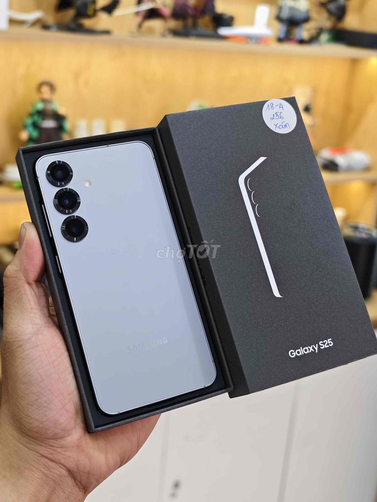 Samsung Galaxy S25 Siêu lướt BH 05/2027. Mua bán Điện thoại tại Quận 10 Tp Hồ Chí Minh được đăng bởi Khánh Trần hình 1