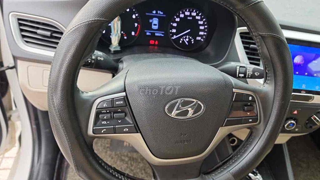 Hyundai Accent 2019 Số sàn bản đủ bao zin chếch
