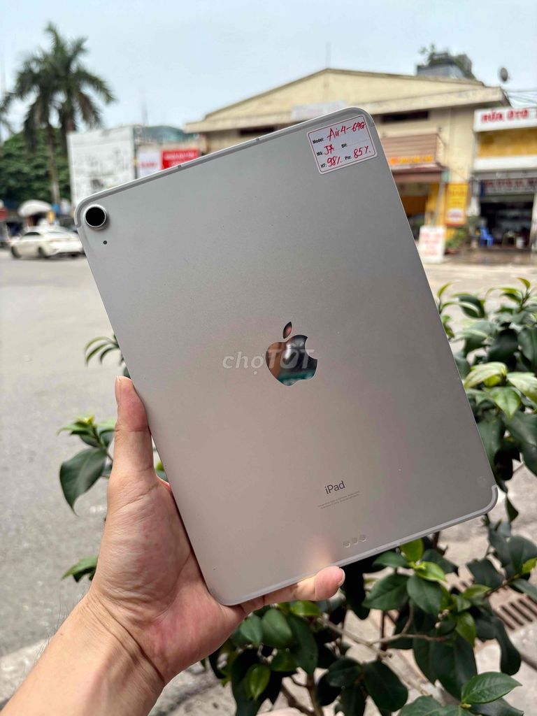 Apple iPad Air 4 64GB Bạc Sim + Wifi zin 100%. Mua bán Máy tính bảng tại Quận Đống Đa Hà Nội được đăng bởi Quý Hoàng hình 1