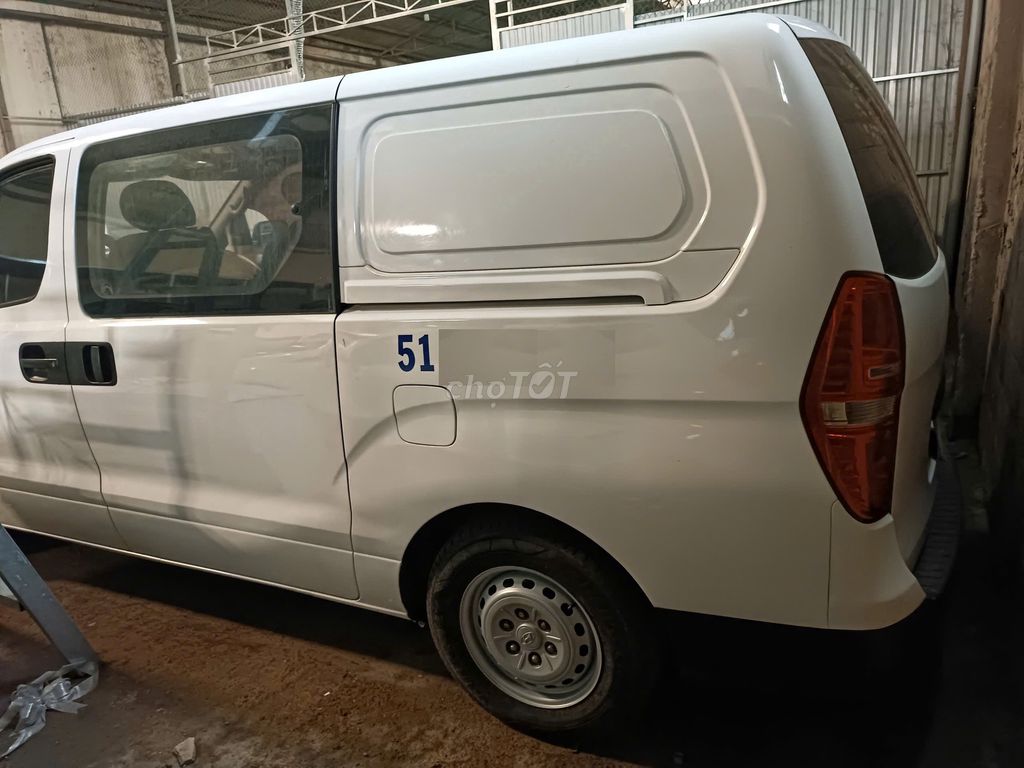 bán Hyundai Starex 2009 tải van ko niên hạn. Mua bán Ô tô tại Quận Gò Vấp Tp Hồ Chí Minh được đăng bởi Thịnh 7951 hình 3