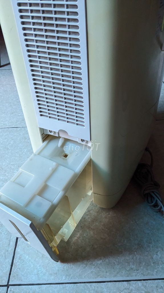 Máy hút ẩm Sharp CV-C100-W Nhật Bản. Mua bán Nội thất, đồ gia dụng khác tại Quận Hoàng Mai Hà Nội được đăng bởi Tuấn Anh Nguyễn hình 1