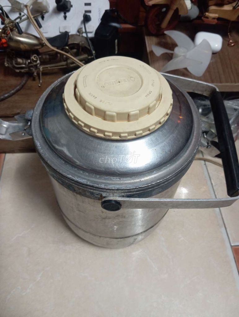 Bình đựng đá Kim loại Bạc Cổ điển. Mua bán Dụng cụ nhà bếp tại Quận Hoàng Mai Hà Nội được đăng bởi nguyenduythanh hình 1