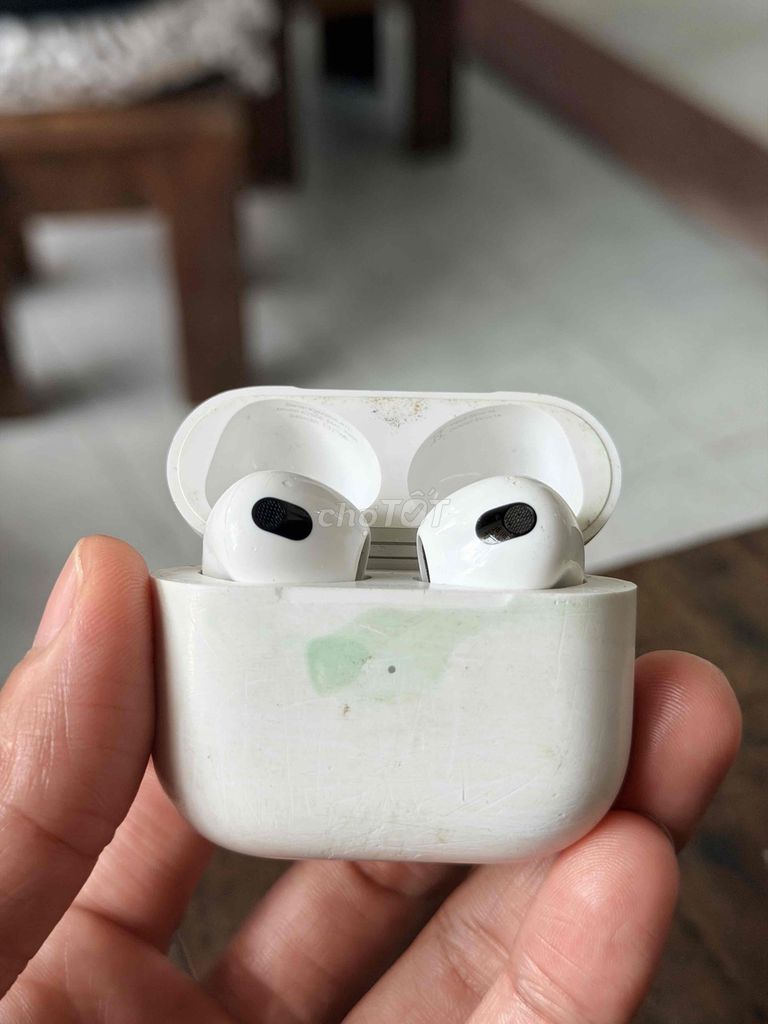 Tai nghe AirPods 3 Chính Hãng Ngoại Hình Cá Xấu. Mua bán Tivi, Âm thanh tại Quận Sơn Trà Đà Nẵng được đăng bởi Anh Apple Chính Hãng hình 1