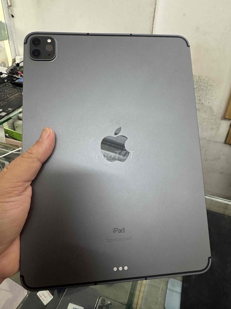 Apple iPad Pro M1 11 inch 128GB wifi 5g. Mua bán Máy tính bảng tại Quận Đống Đa Hà Nội được đăng bởi Lê Khuyến hình 1
