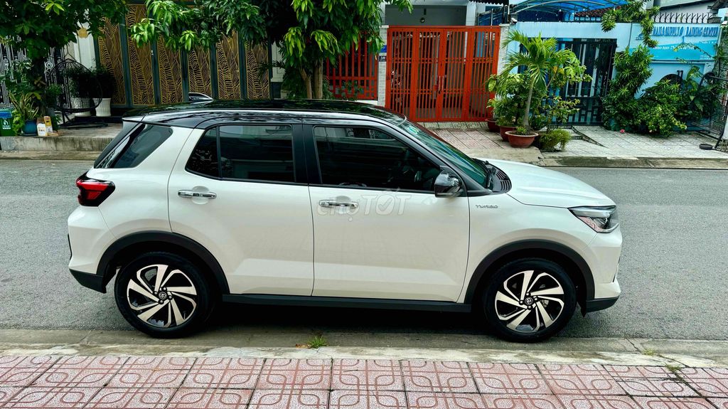 Toyota Raize 2024 - 211 km lướt như mới. Mua bán Ô tô tại Huyện Bình Chánh Tp Hồ Chí Minh được đăng bởi TAN THANH AUTO hình 6