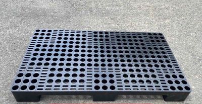 Pallet nhựa lót sàn kho. Mua bán Đồ chuyên dụng, Giống nuôi trồng tại Thành phố Thủ Đức Tp Hồ Chí Minh được đăng bởi kim anh