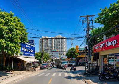 LÔ ĐẤT VUÔNG VỨT HXH ĐƯỜNG LÊ VĂN THỊNH