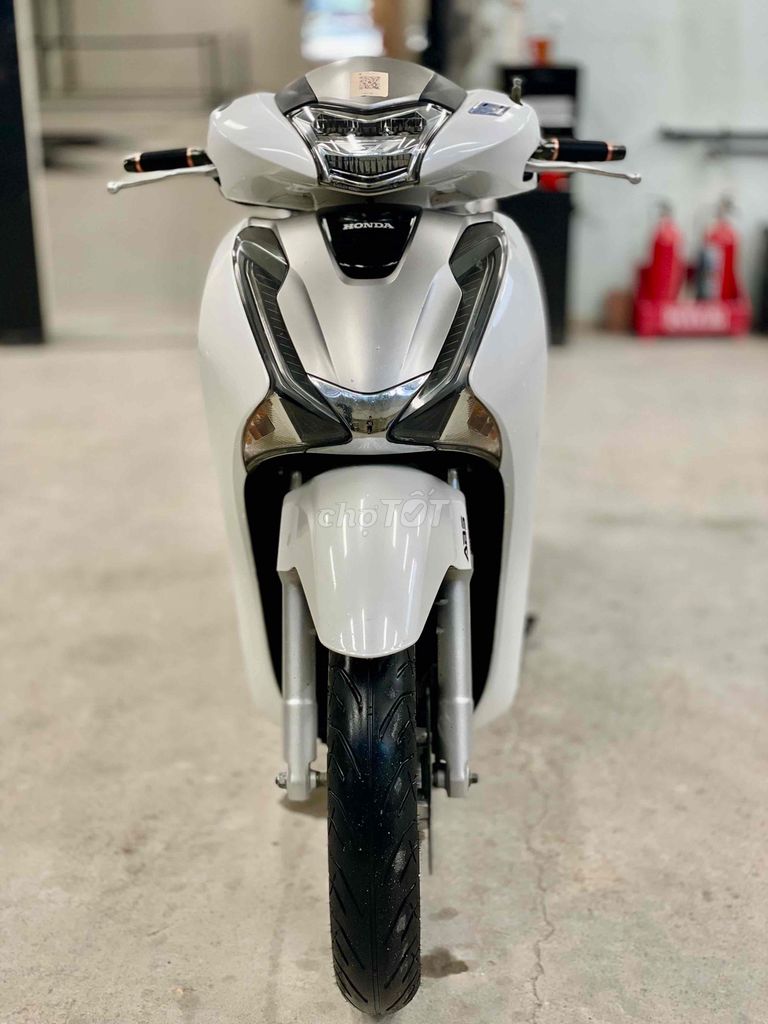 Honda SH 150i ABS 2018 Вьетнамская регистрация, хозяин, родной мотор