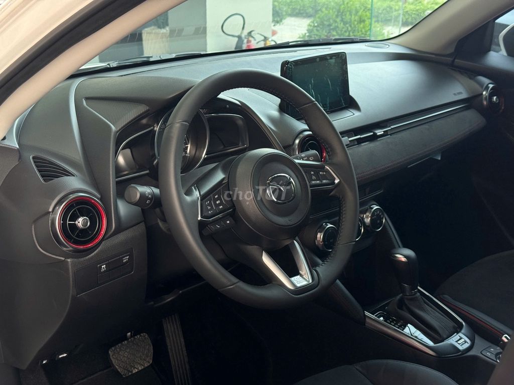 Mazda 2 2024 Sport Luxury trắng ưu đãi HOT. Mua bán Ô tô tại Quận Gò Vấp Tp Hồ Chí Minh được đăng bởi NGUYỄN NHI MAZDA 189 NGUYỄN OANH hình 6
