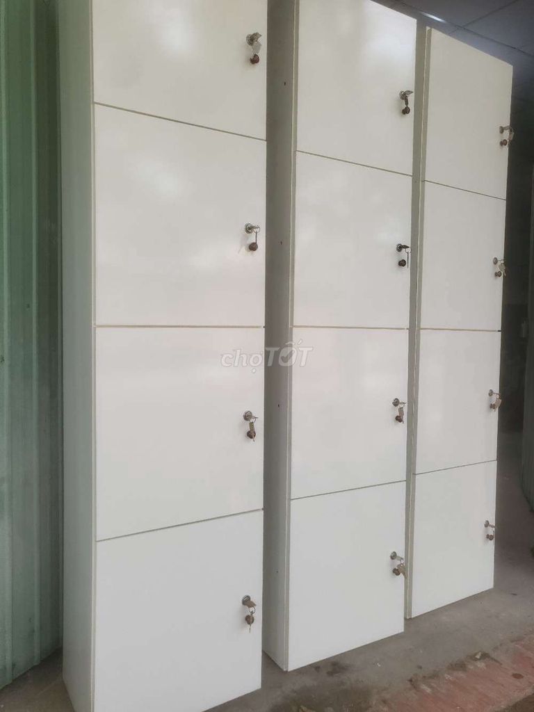 Dọn văn phòng, thanh lý rẻ TỦ LOCKER 12 ngăn