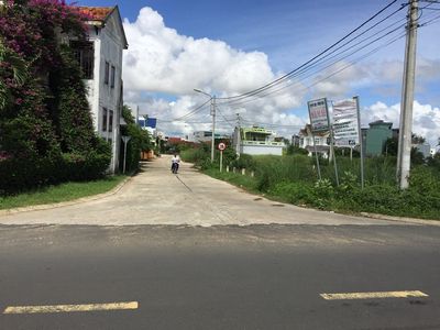 2 LÔ đất thổ cư đường Lạc Long Quân , TUY HÒA,  phú yên. Mua bán đất tại Thành phố Tuy Hòa Phú Yên được đăng bởi Mỵ Châu Nguyễn Thị