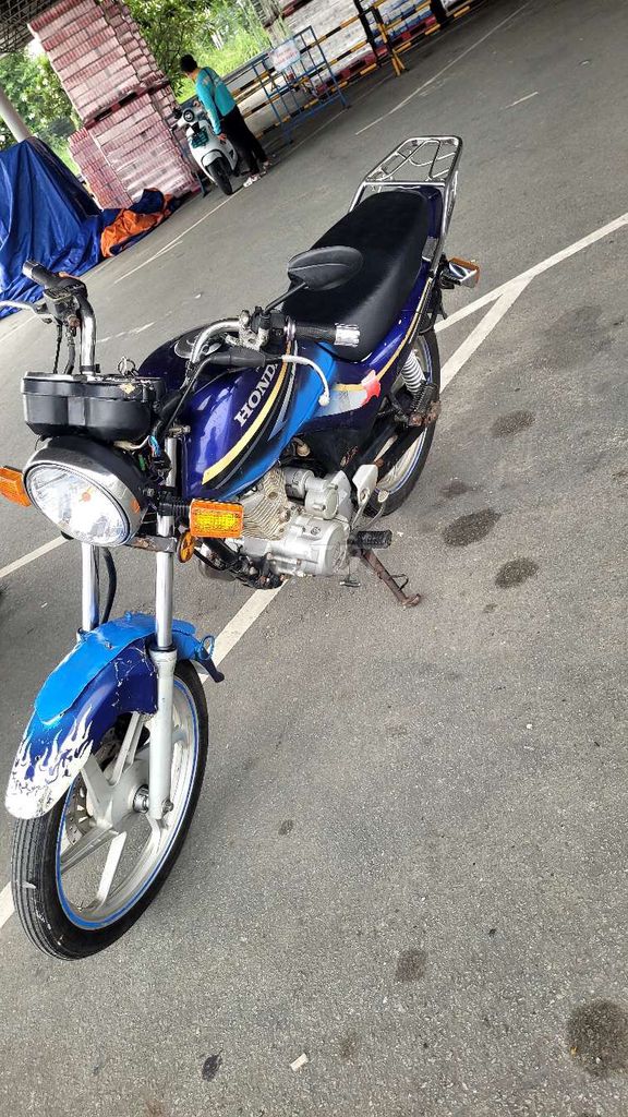 GL HONDA moto 125 куб. см. импортный автомобиль 2010 г.