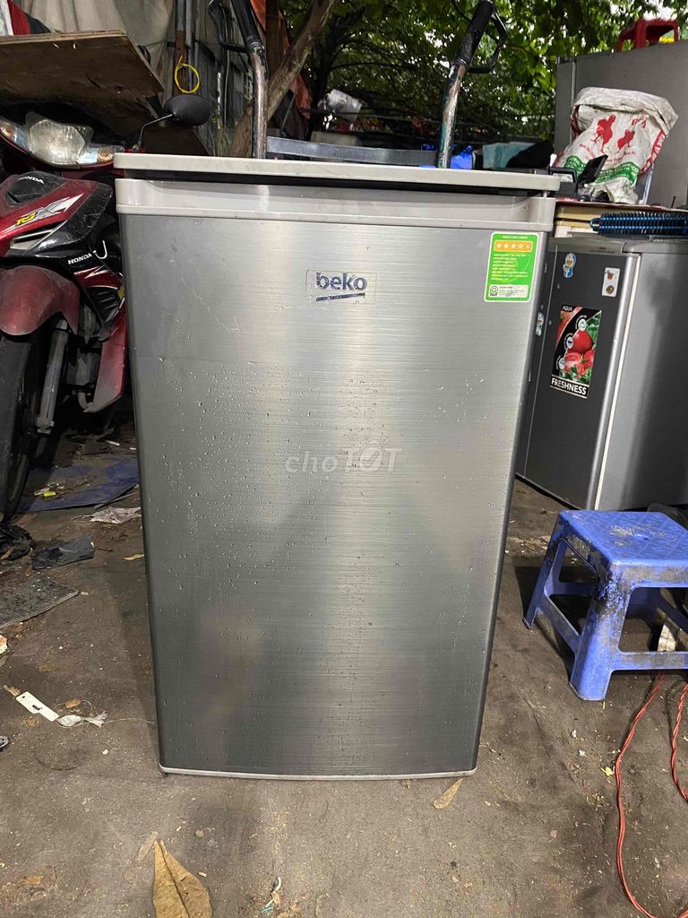 Tủ lạnh Beko 90L Xám Đã sử dụng. Mua bán Tủ lạnh tại Quận 8 Tp Hồ Chí Minh được đăng bởi Điện Máy Uy Tín hình 1