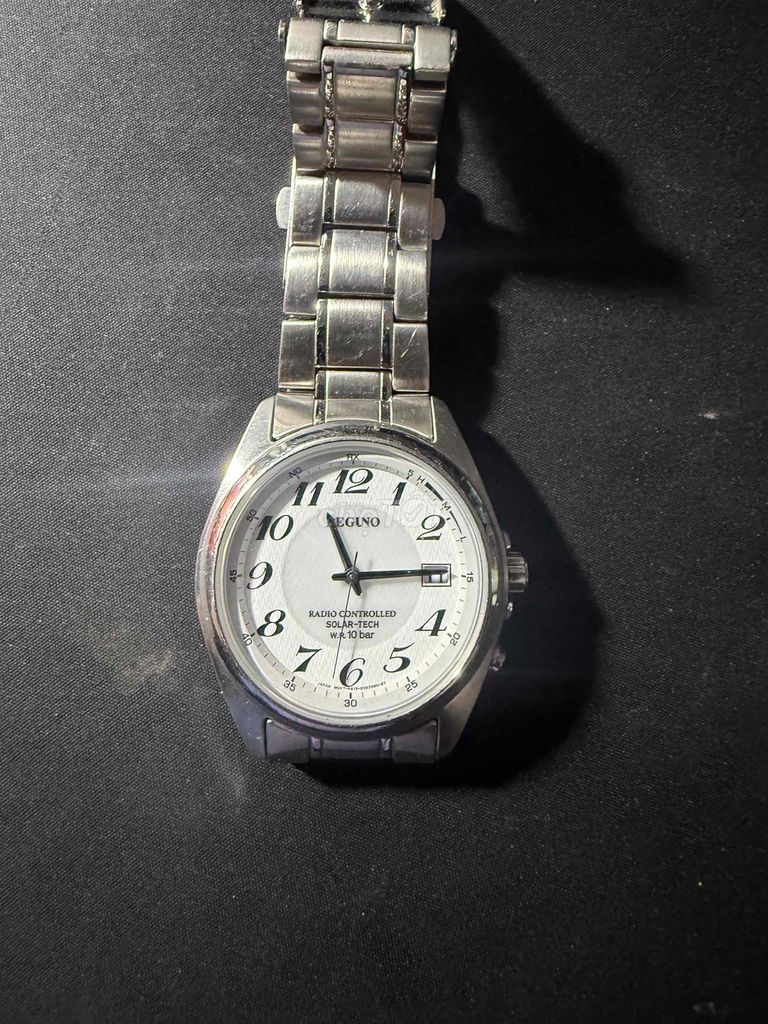 Đồng hồ Reguno Kim loại Bạc 38mm. Mua bán Đồng hồ tại Thành phố Trà Vinh Trà Vinh được đăng bởi Nguyên hình 1