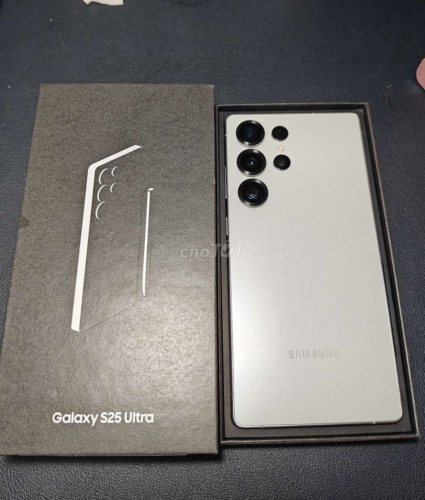 Samsung S25 Ultra Trắng chính hãng Fullbox. Mua bán Điện thoại tại Quận Tân Bình Tp Hồ Chí Minh được đăng bởi TÁO BI STORE CHUYÊN IPAD ZIN CHẤT hình 1