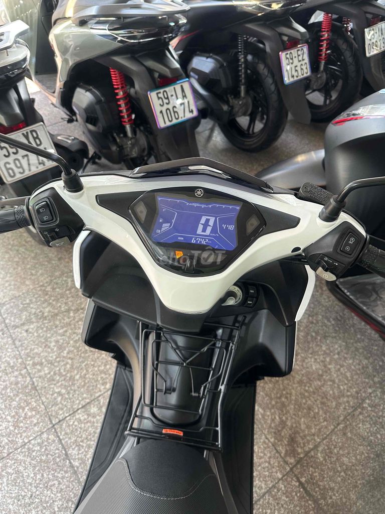 NVX 155 ABS 2017 6742 km Phuộc YSS BSTP Chính Chủ. Mua bán Xe máy tại Quận Phú Nhuận Tp Hồ Chí Minh được đăng bởi Ngô Hà hình 3