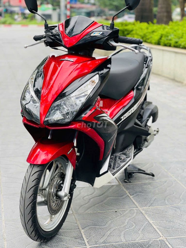 HONDA AIR BLADE 125 ĐỎ ĐEN BIỂN 29. Mua bán Xe máy tại Quận Nam Từ Liêm Hà Nội được đăng bởi TÙNG LÂM hình 6