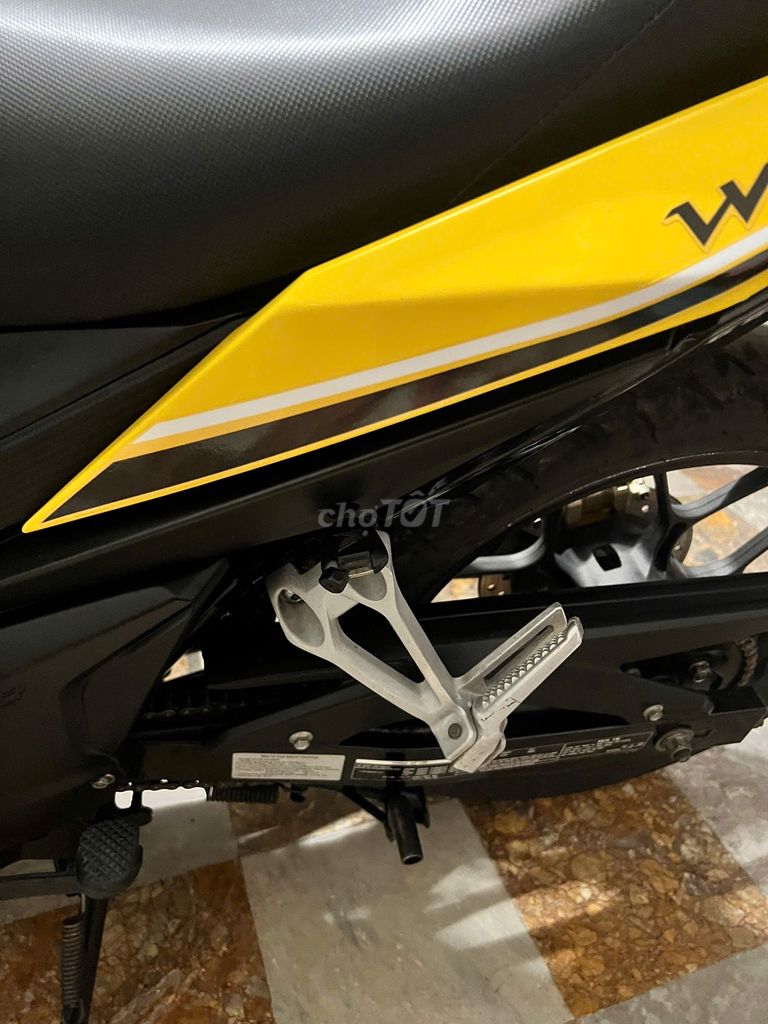 Honda Winner V1 2017 Vàng đen. Mua bán Xe máy tại Huyện Trảng Bom Đồng Nai được đăng bởi Của Hàng Xe Máy U Phong hình 4