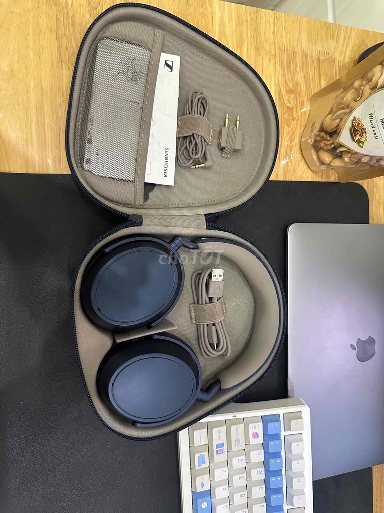 Tai nghe Sennheiser Momentum 4 Xanh Like new. Mua bán Tivi, Âm thanh tại Quận Liên Chiểu Đà Nẵng được đăng bởi thịnh hình 1
