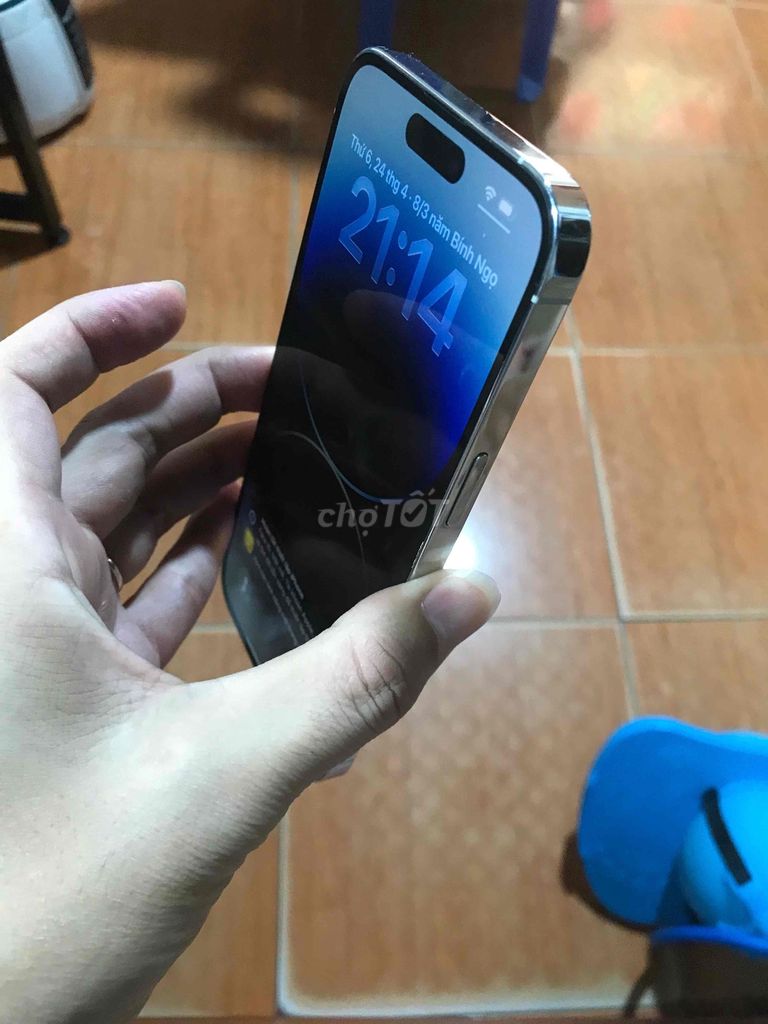 iphone 14 promax / 256gb trắng máy zin nguyên bản. Mua bán Điện thoại tại Quận Cầu Giấy Hà Nội được đăng bởi Hồng ngọc hình 1