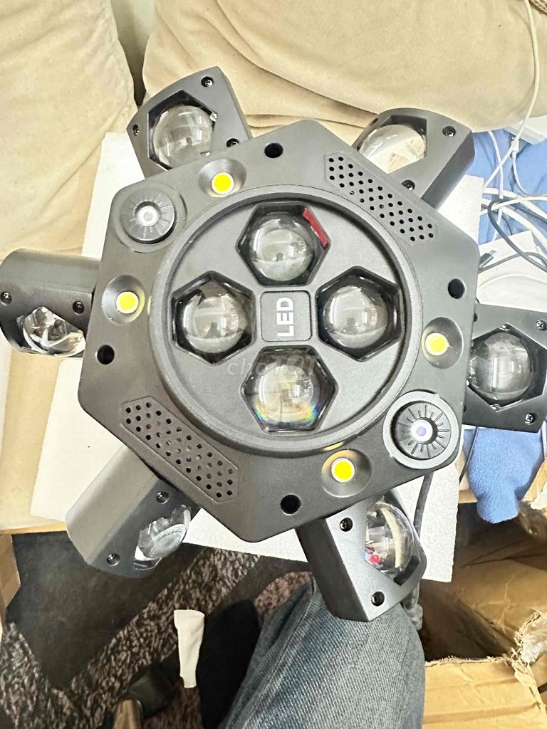 Đèn sân khấu LED Đen đã sử dụng. Mua bán Đèn tại Quận Ba Đình Hà Nội được đăng bởi Lê Quân hình 1