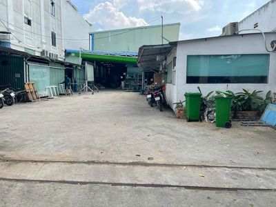 Tuyển 3 thợ mộc (thợ gỗ MDF), 2 thợ sắt (thợ hàn)