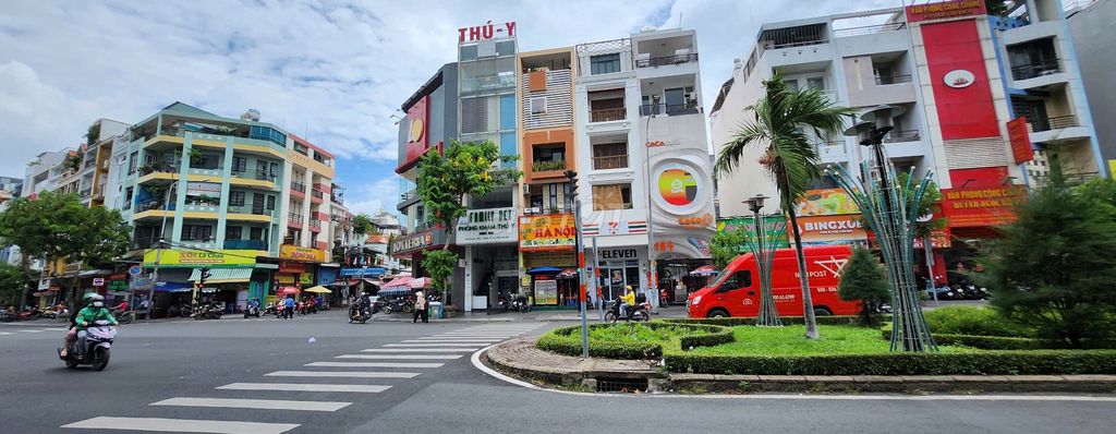 Bán nhà 6 tầng đường Phan Xích Long. Mua bán nhà ở tại Quận Phú Nhuận Tp Hồ Chí Minh được đăng bởi Đặng Nam BDS  hình 2