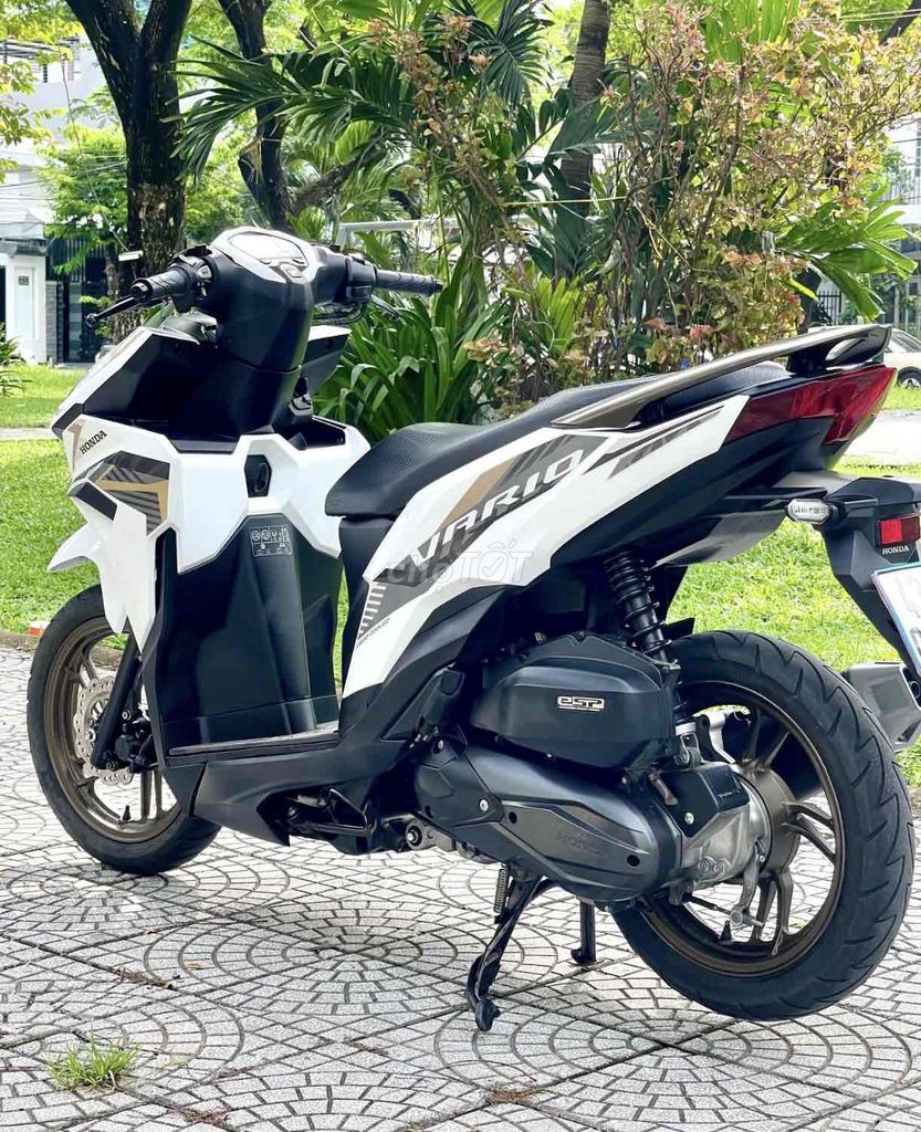 Vario 125 2024 Trắng biển 43. Trả trước 12tr