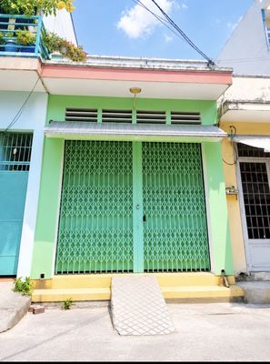Аренда · 2 комн. · 80 м² · Quận Tân Phú, ул. Đường Tân Hương