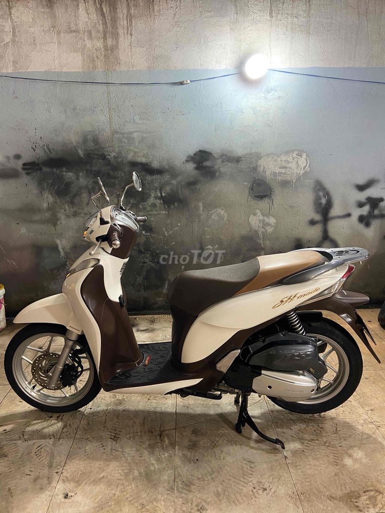 sh mode xe đẹp máy zin êm chất. Mua bán Xe máy tại Thành phố Dĩ An Bình Dương được đăng bởi Cửa Hàng Xe Máy Huy Khoa  hình 2