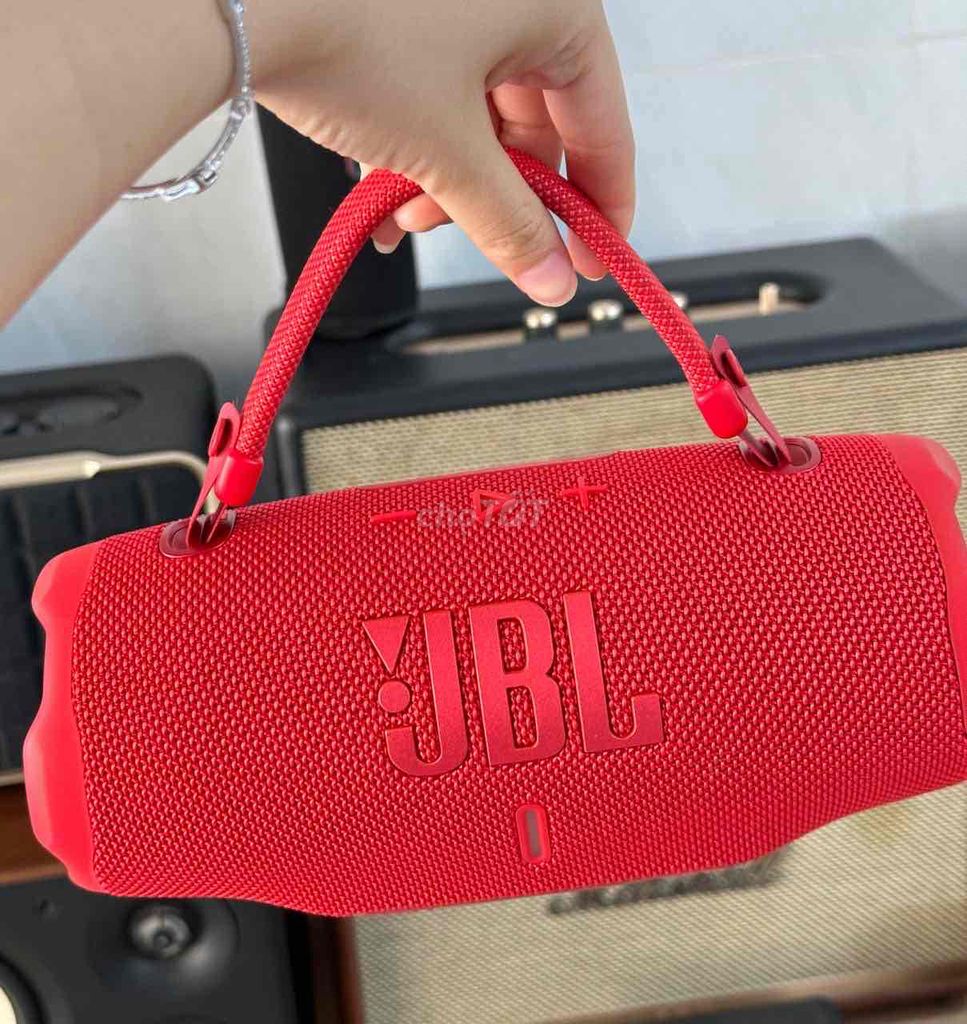 Loa Bluetooth JBL Charge 6 Đỏ bh 7/2027. Mua bán Tivi, Âm thanh tại Quận 5 Tp Hồ Chí Minh được đăng bởi Phan Thế Phong  hình 1
