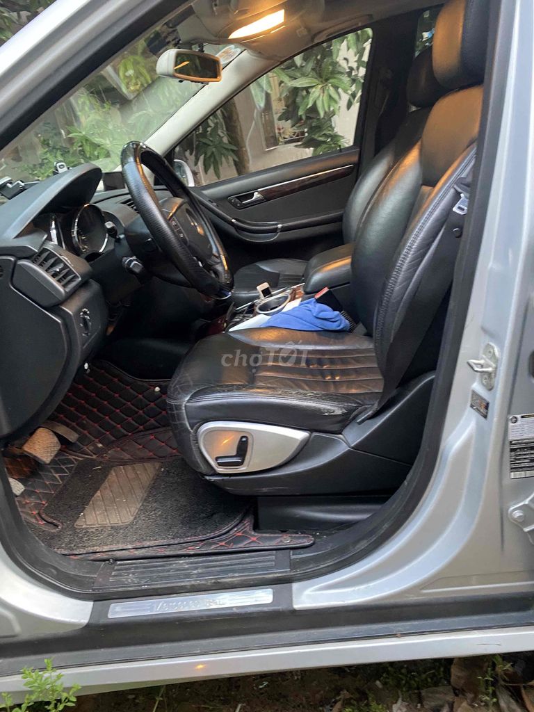 Mercedes Benz R Class 2006 R350 - 186878 km. Mua bán Ô tô tại Quận 7 Tp Hồ Chí Minh được đăng bởi Long phụng hình 8