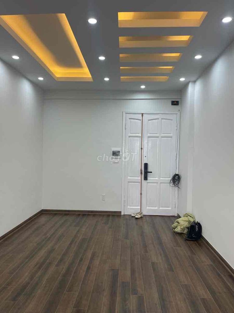 TRUNG TÂM CẦU GIẤY CĂN HỘ 2 NGỦ 2WC. P404