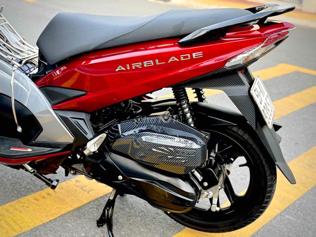 Airblade 125 mẫu 2017 khoá smakey 9chủ máy zin100%. Mua bán Xe máy tại Quận 11 Tp Hồ Chí Minh được đăng bởi CỬA HÀNG CHUYÊN GÓP NỢ XẤU hình 7
