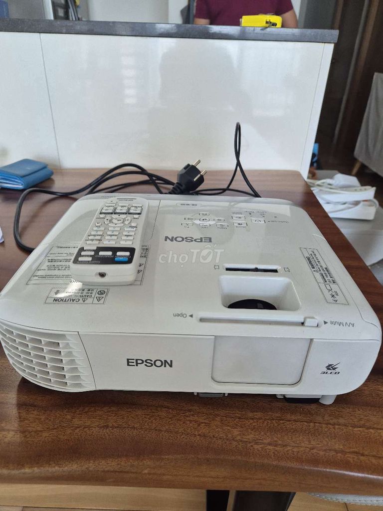 Máy chiếu Epson EB-W39 Trắng Đã sử dụng. Mua bán Đồ dùng văn phòng tại Quận Hà Đông Hà Nội được đăng bởi Huấn hình 1