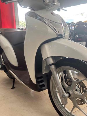 Honda SH Mode 2017.Xe Như Head.BSTP.Xe cọp.Giá tôt. Mua bán Xe máy tại Quận 6 Tp Hồ Chí Minh được đăng bởi Cửa Hàng Xe Máy Hoà Bùi