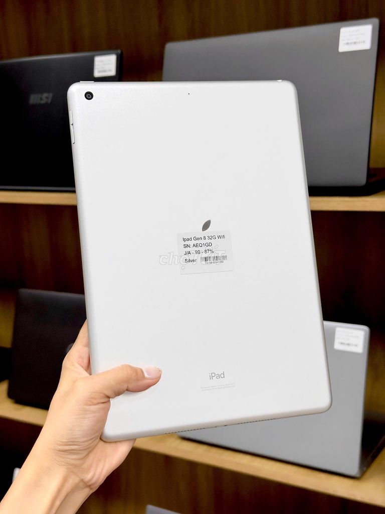 Ipad Gen 8 32G Wifi Silver pin 87% kèm sạc. Mua bán Máy tính bảng tại Quận Liên Chiểu Đà Nẵng được đăng bởi Gia Minh Shop hình 1