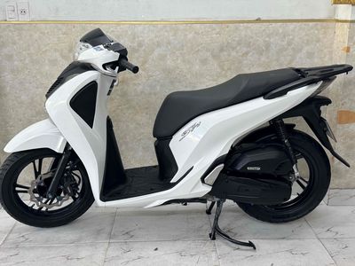 SH 125 đèn lép màu trắng đen mới keng 43E1-474.82. Mua bán Xe máy tại Quận Sơn Trà Đà Nẵng được đăng bởi Minh Dũng bán trả góp 136 vân đồn 