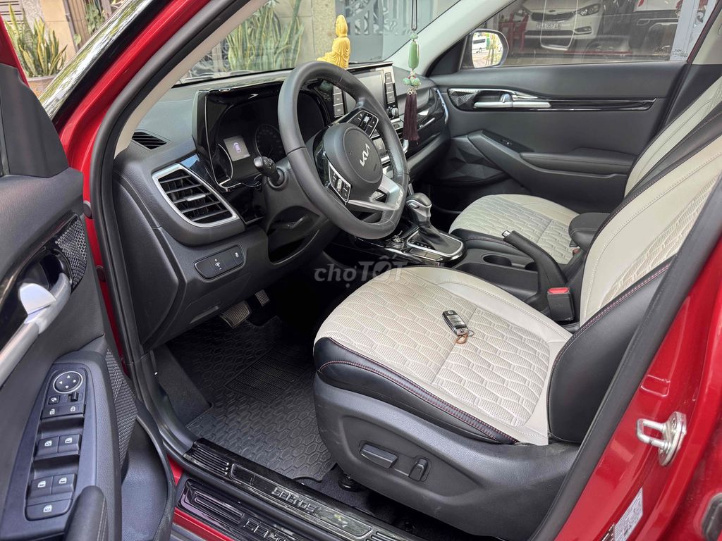 Kia Seltos 2021 mẫu mới Luxury 1.4 AT - 31100 km. Mua bán Ô tô tại Huyện Gia Lâm Hà Nội được đăng bởi Anh Hải hình 8