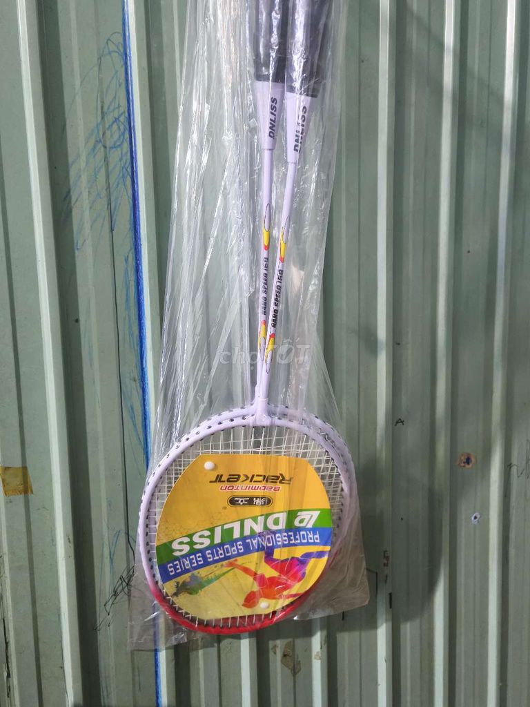 Vợt cầu lông DNLISS Kim loại Trắng. Mua bán Đồ thể thao, Dã ngoại tại Thành phố Pleiku Gia Lai được đăng bởi Rơ Mah Trường  hình 1