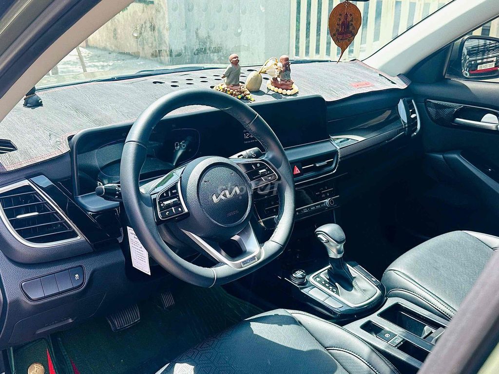 Kia Seltos 2024 Luxury 1.5 AT - 16000 km. Mua bán Ô tô tại Quận Hải Châu Đà Nẵng được đăng bởi Lê kha hình 6