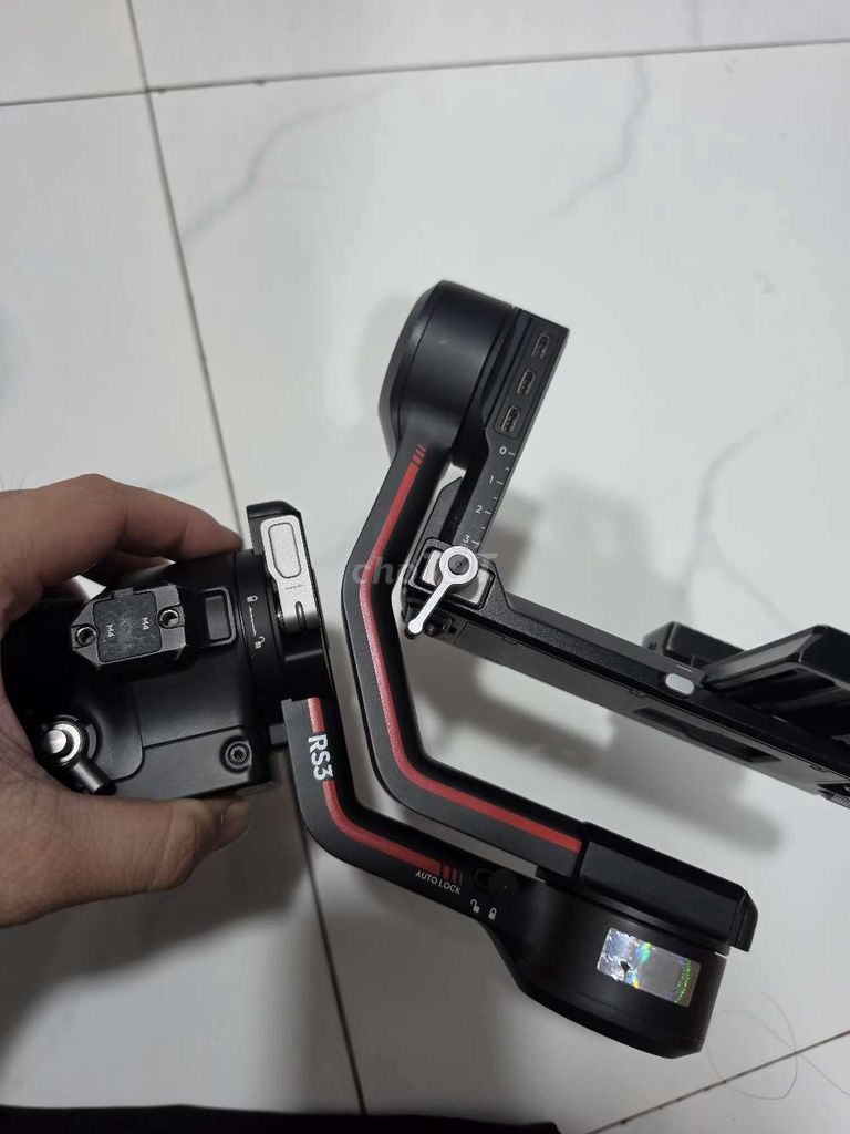 Gimbal DJI RS3 base kèm ngàm dọc. Mua bán Phụ kiện (Màn hình, Chuột...) tại Thành phố Nha Trang Khánh Hòa được đăng bởi Thiên Vương hình 1